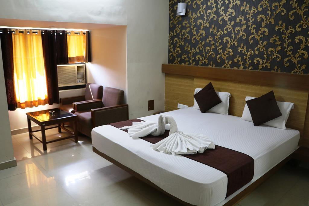 Hotel Vaishnavi Τζαϊπούρ Εξωτερικό φωτογραφία