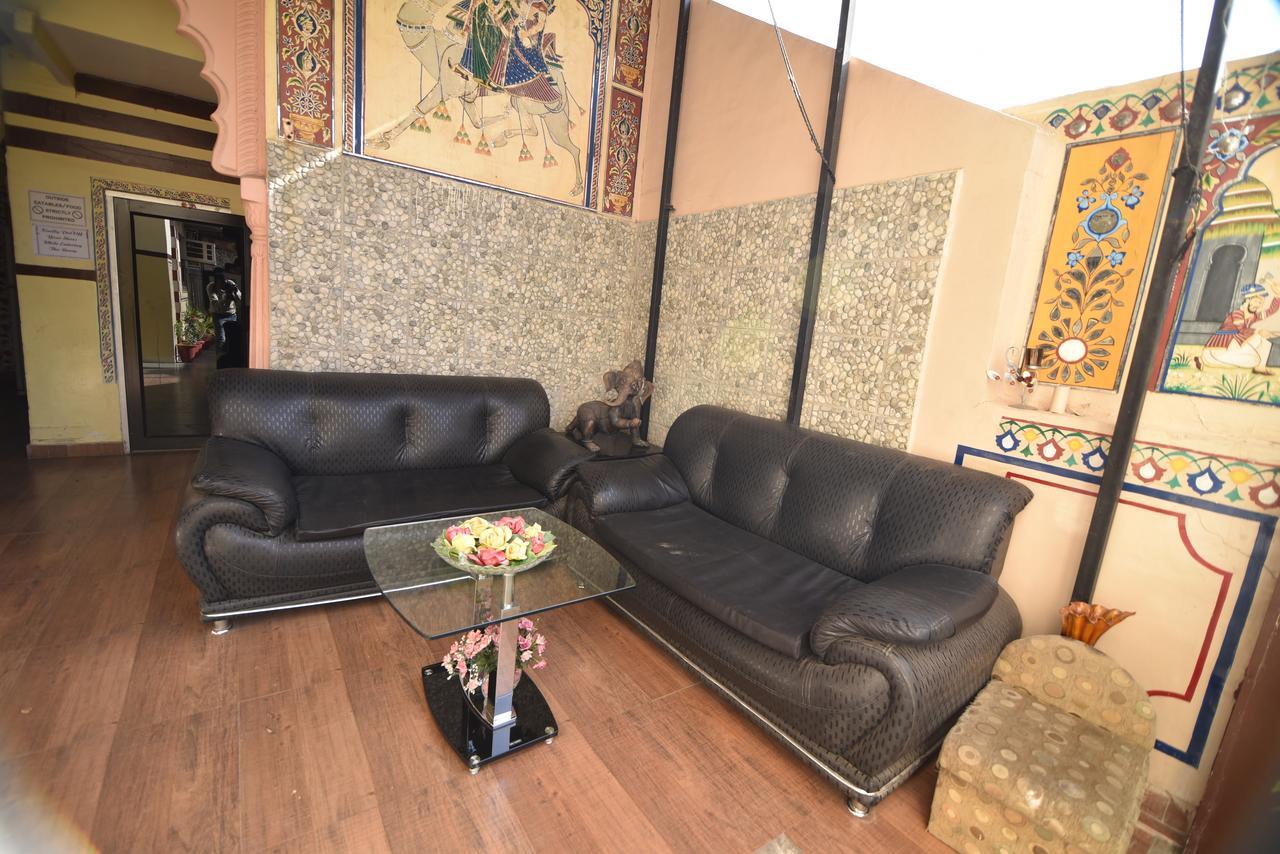 Hotel Vaishnavi Τζαϊπούρ Εξωτερικό φωτογραφία