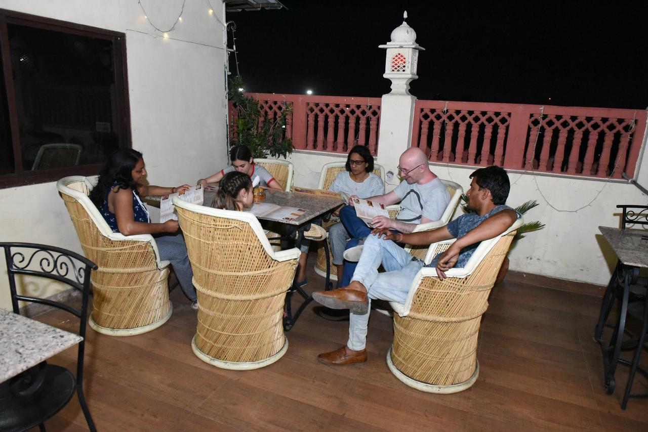 Hotel Vaishnavi Τζαϊπούρ Εξωτερικό φωτογραφία